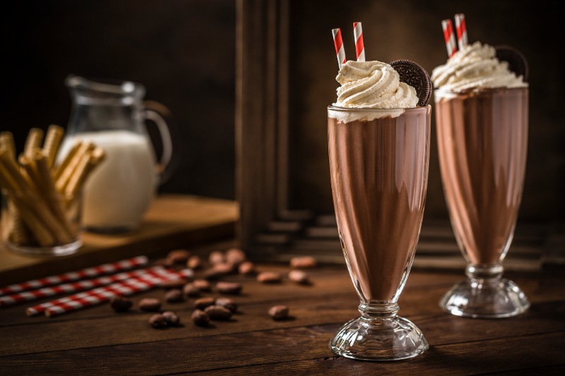 2 chocolate milk shake